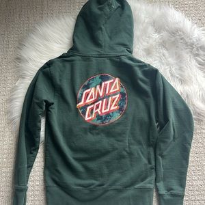 Boys Santa Cruz sweatshirt in dark green size medium